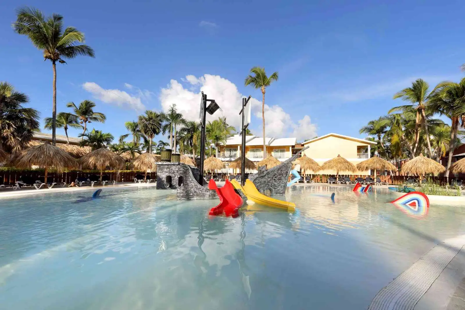 piscina-infantil-grand-palladium-palace-resort-spa-and-casino