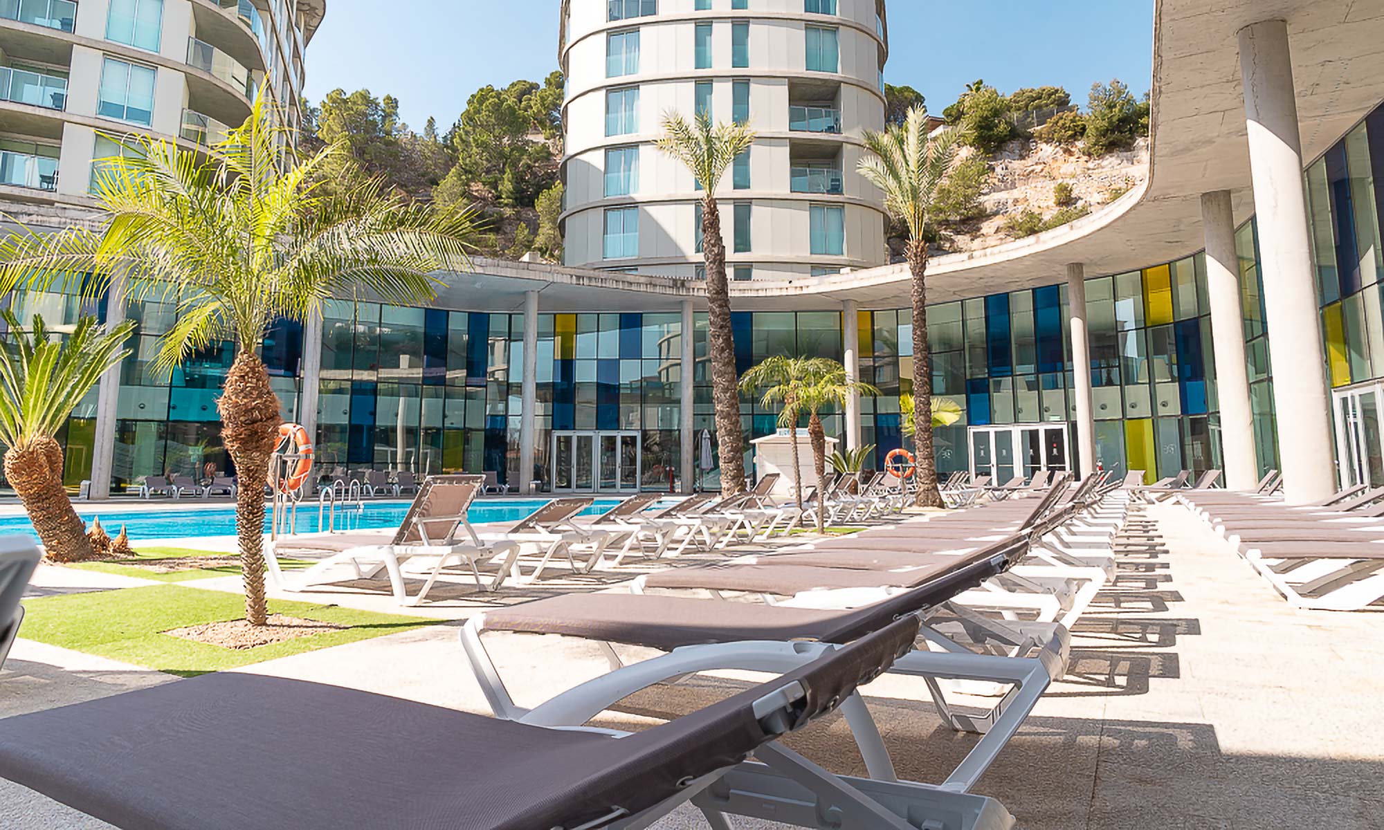 palladium-peniscola-exterior-piscina